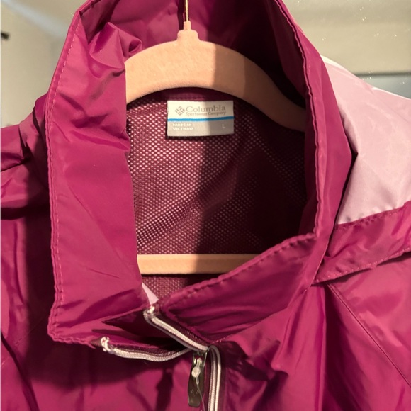 Columbia Switch back rain jacket - Picture 2 of 5